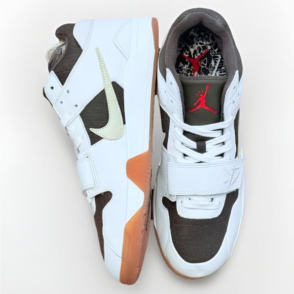 BRAND NEW JORDAN x TRAVIS SCOTT JUMPMAN JACK SIGNATURE ICONIC SHOES SIZE 11 - Picture 4 of 7